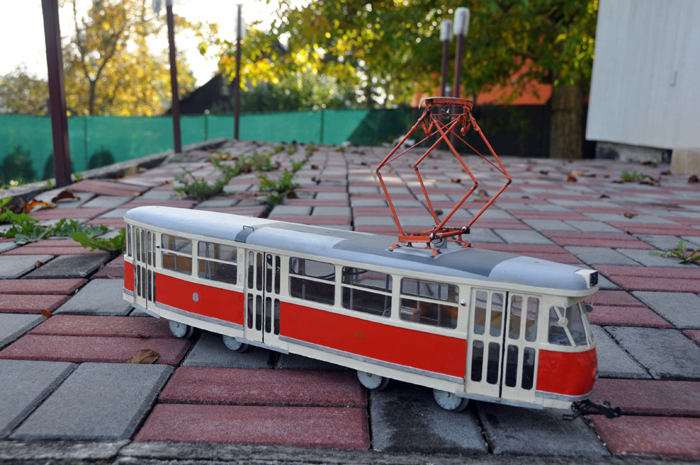 Model tramvaje T1