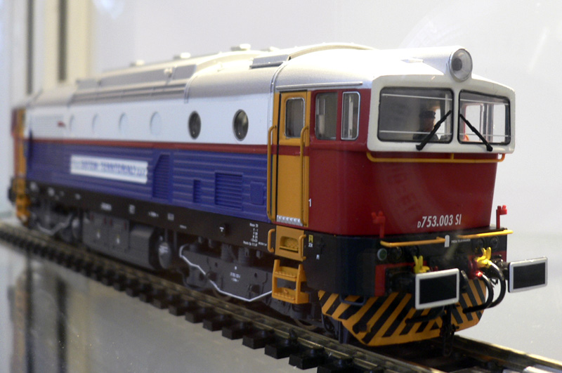 hornby-brejlovec_03