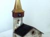Věžička slepená s \"bednou\" nasazená na věži kostelíku