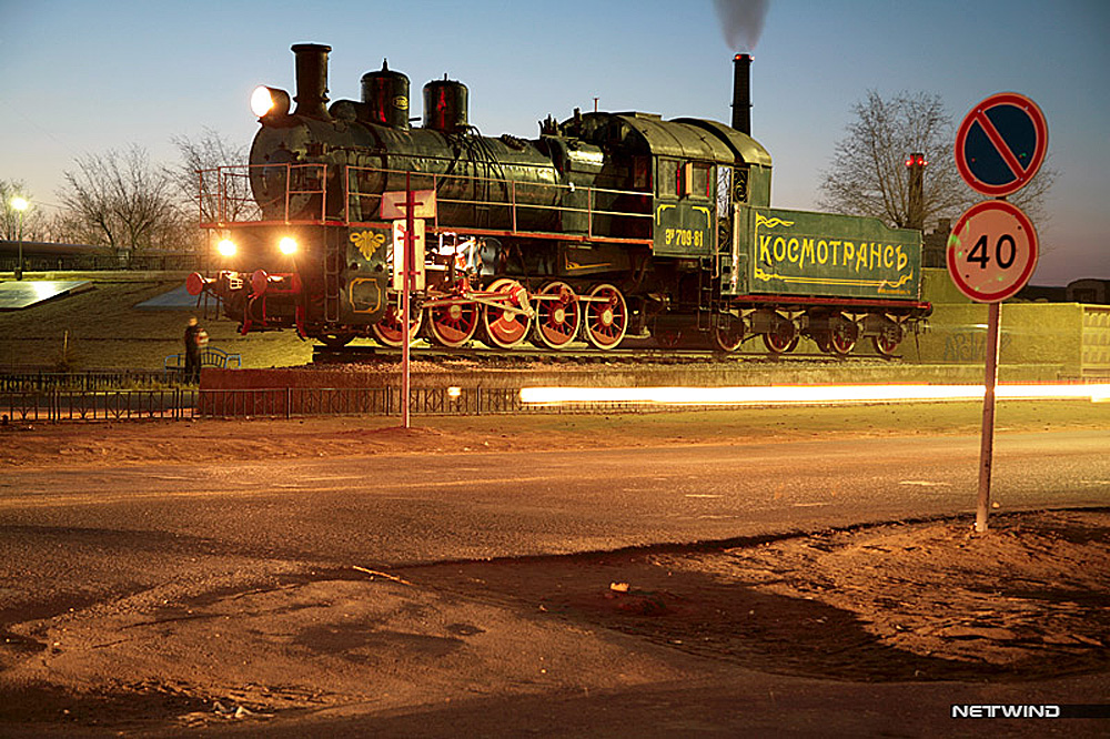Bajkonur - jedna z prvních ještě parních lokomotiv k přepravě prvních raket startujících na Bajkonuru